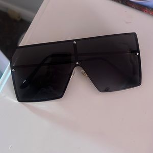 Women’s shein sunglasses